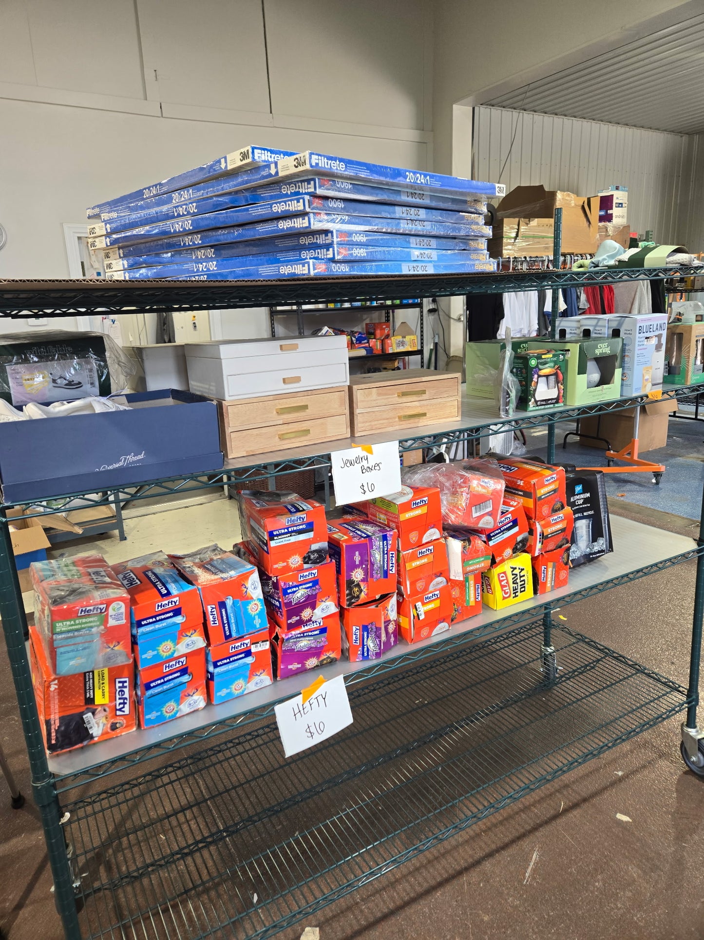 800 piece -Mixed Pallet- Mixed Condition