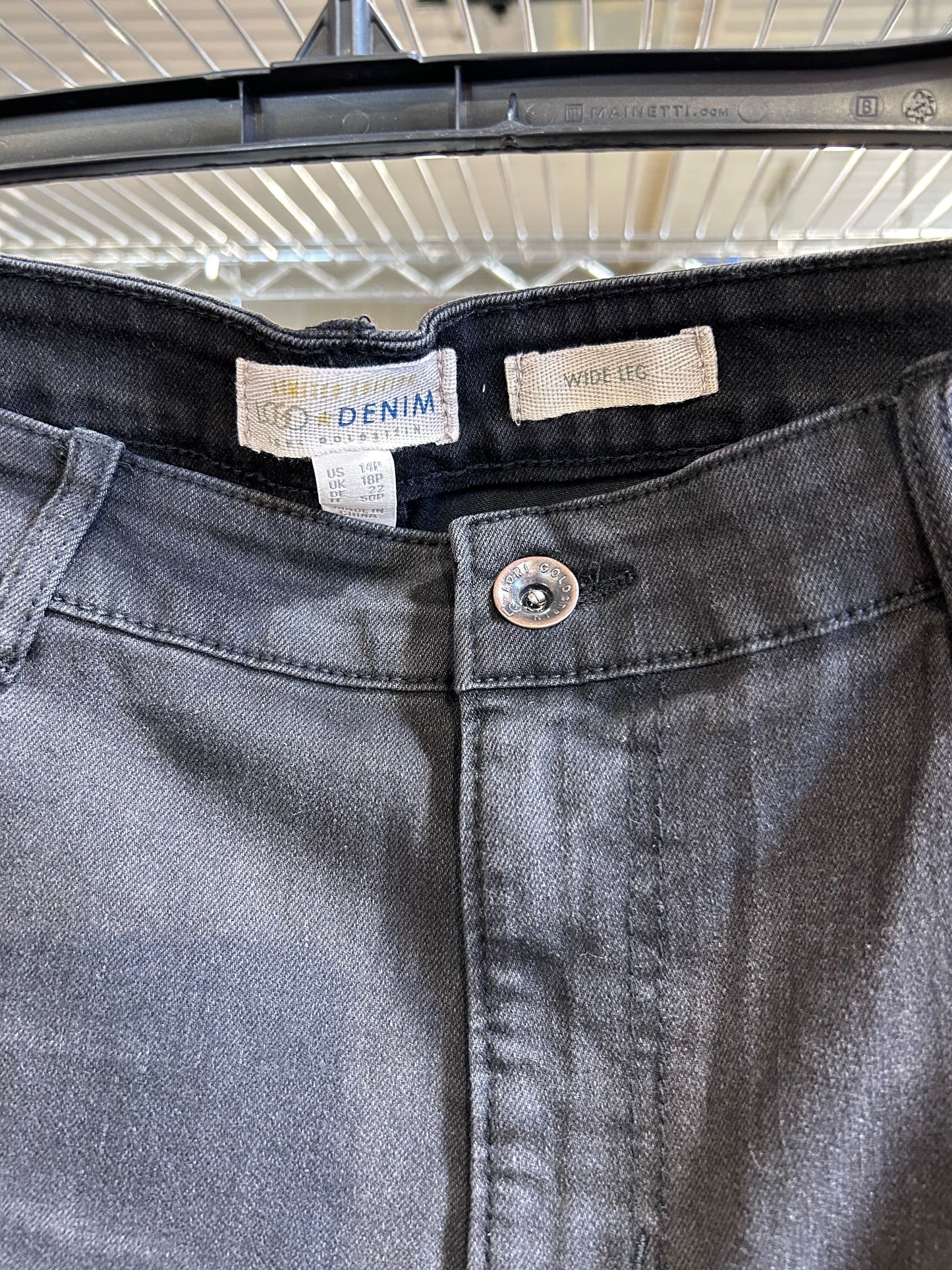 QVC PLUS Size. 250 Pieces.