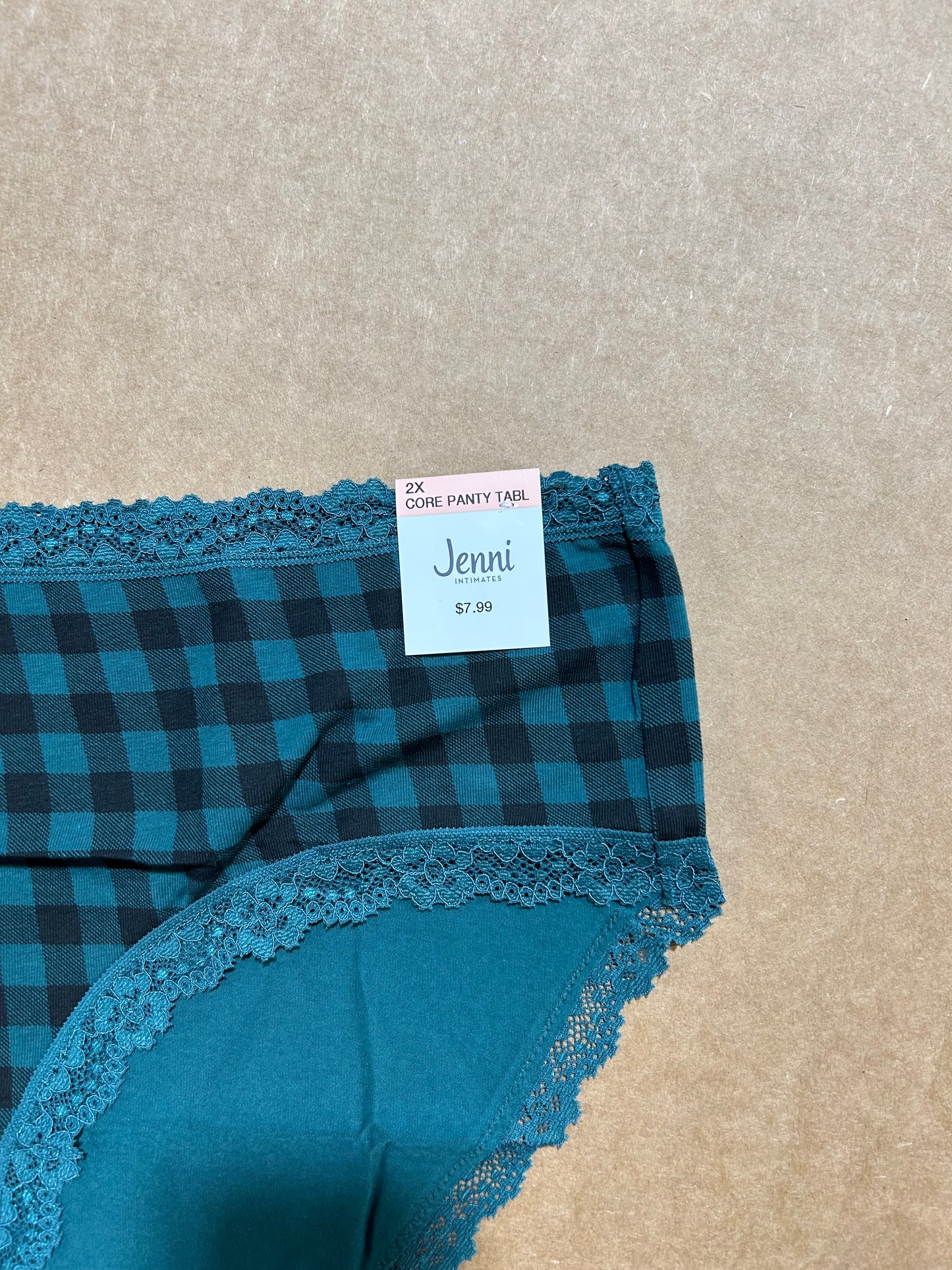 Women's Intimates 100 piece.