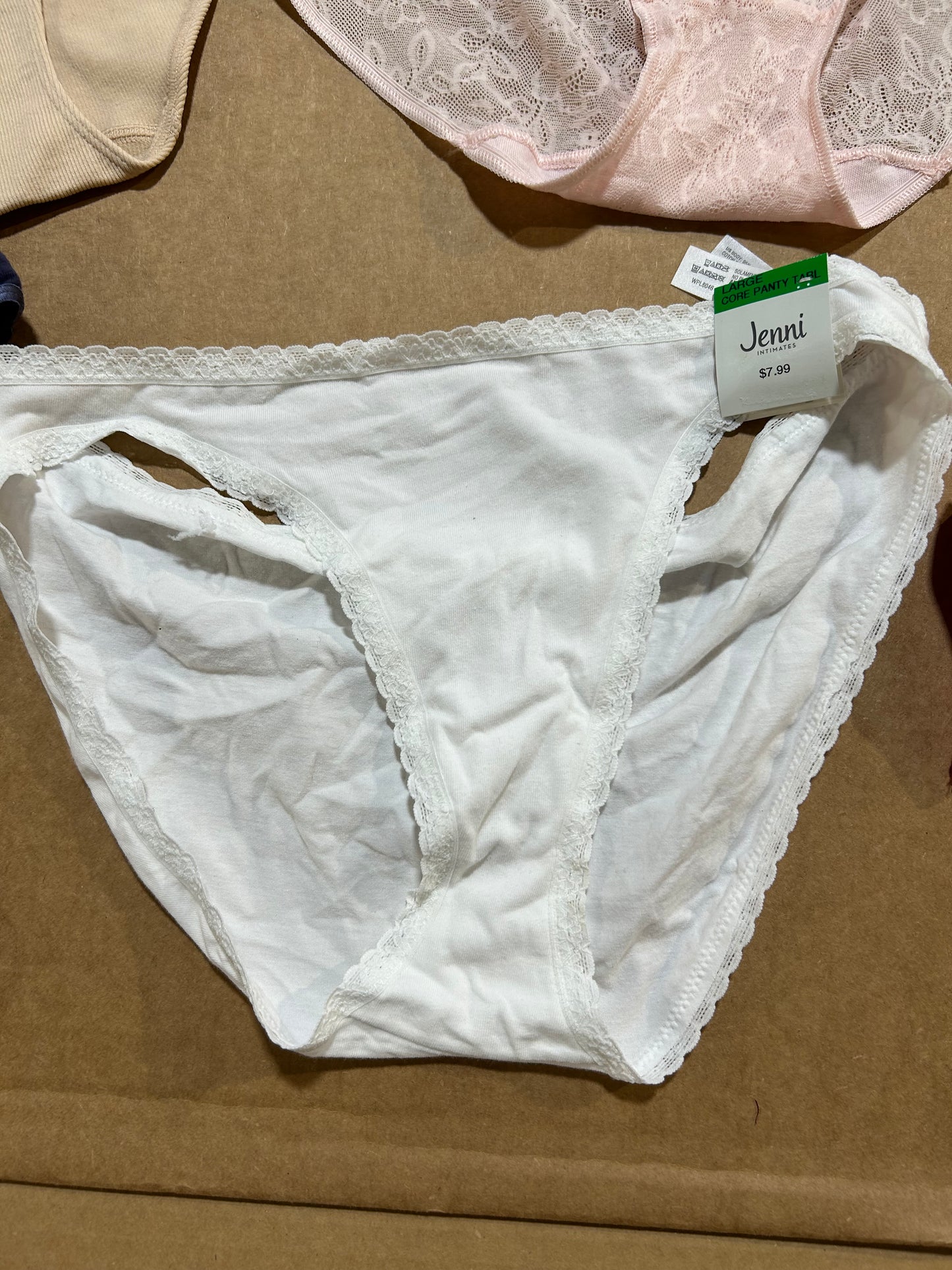 Women's Intimates 100 piece.
