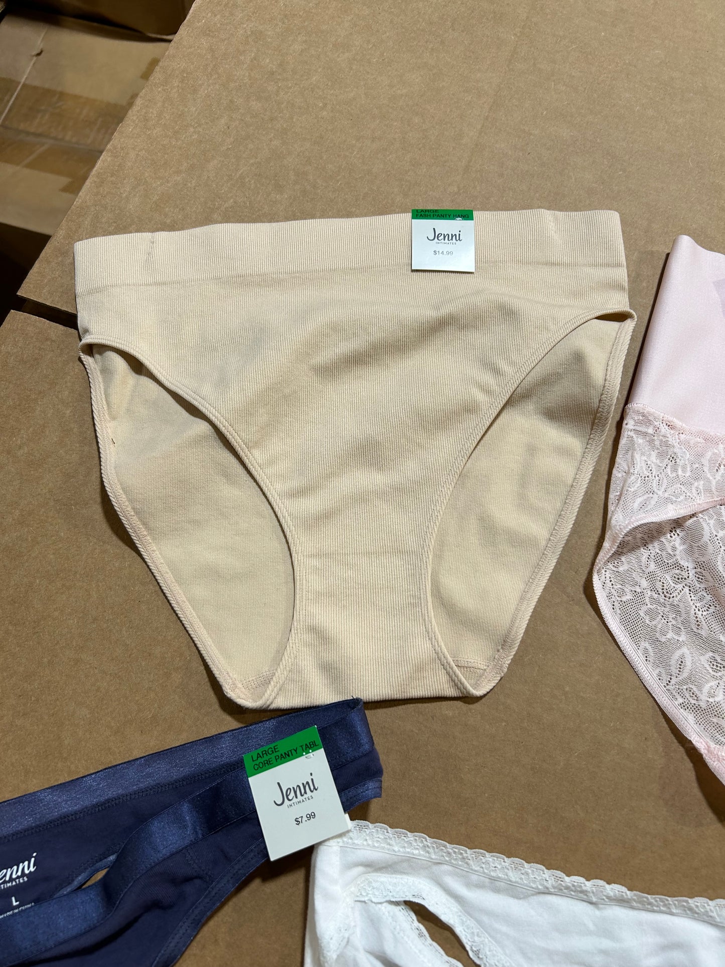 Women's Intimates 100 piece.