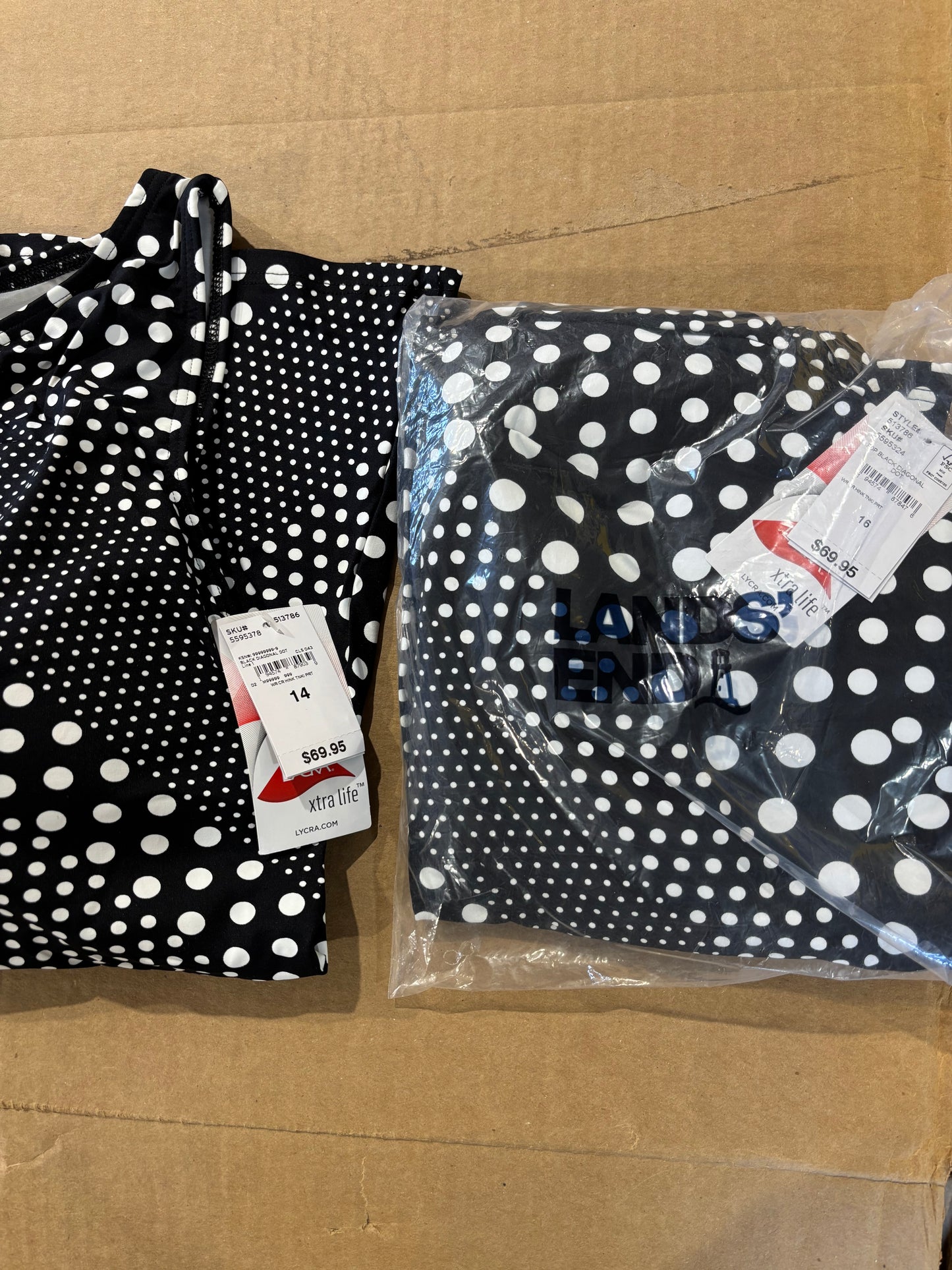 Pallet : 1200+ Pieces.