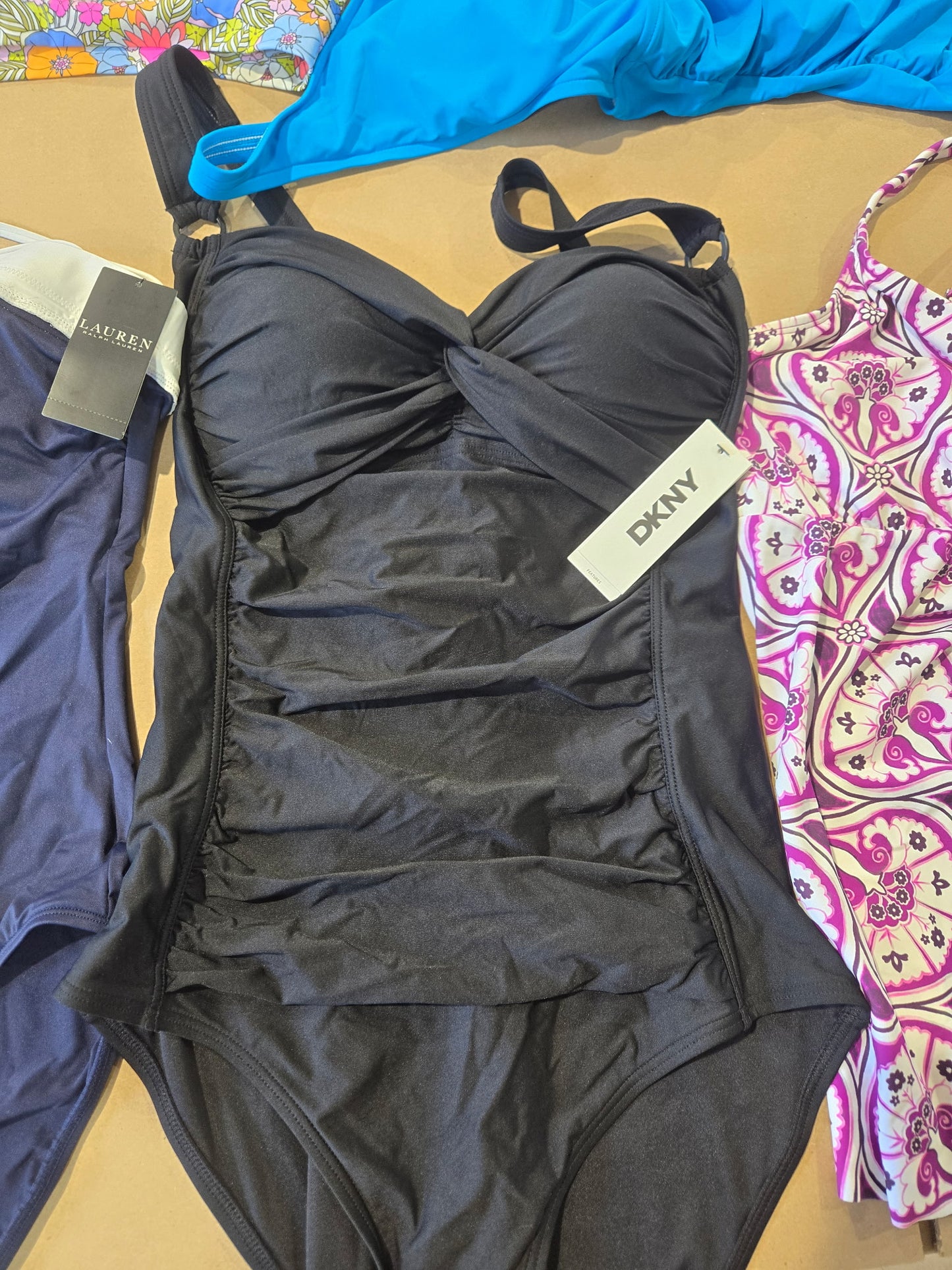 100 Piece Women's Swimwear