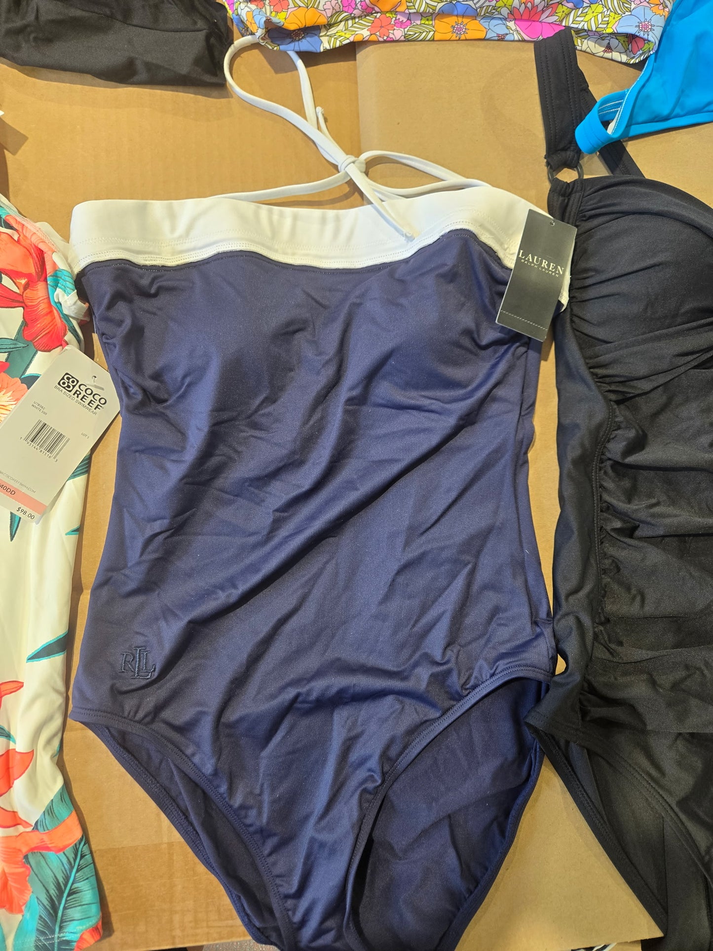 100 Piece Women's Swimwear
