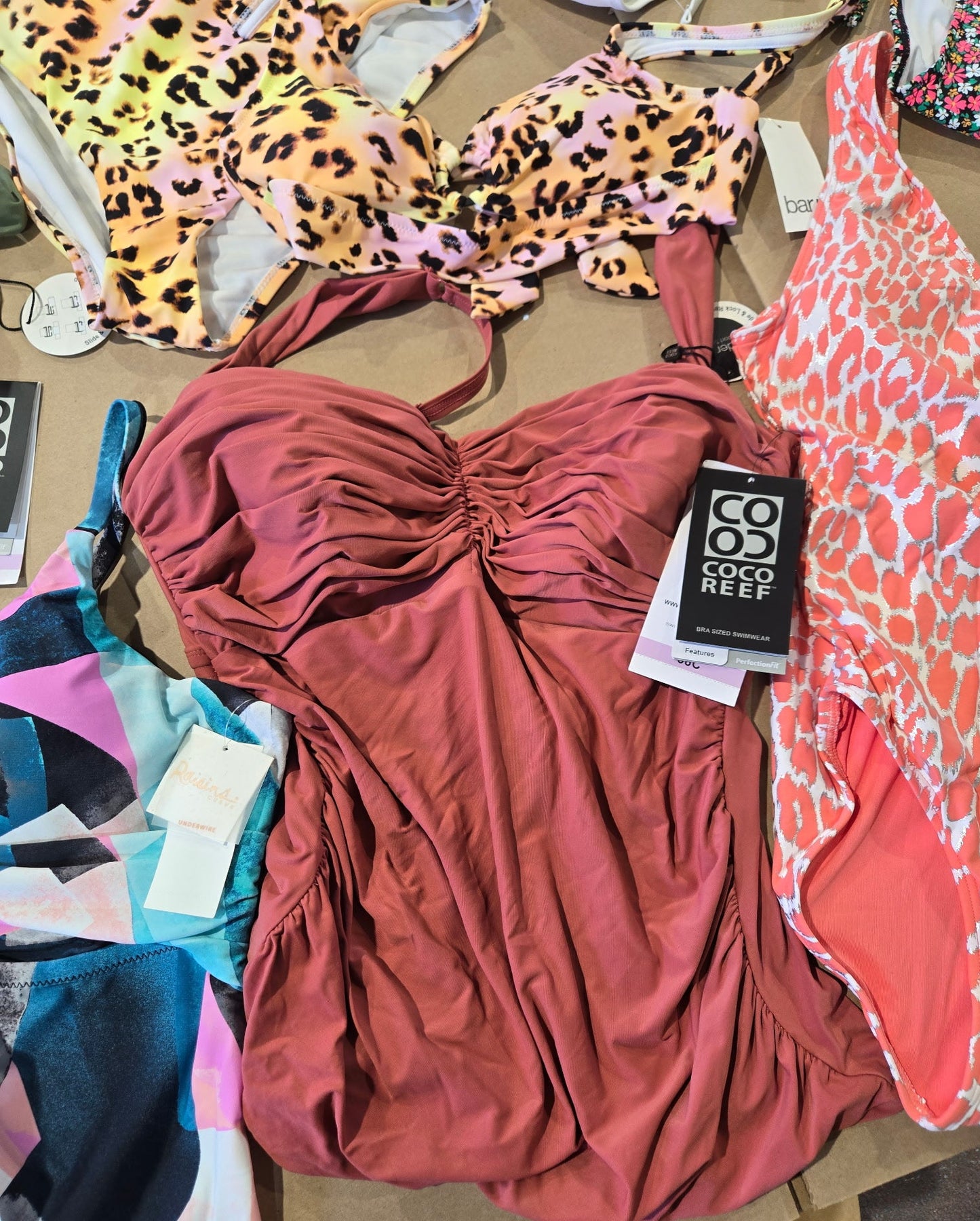 100 Piece Women's Swimwear