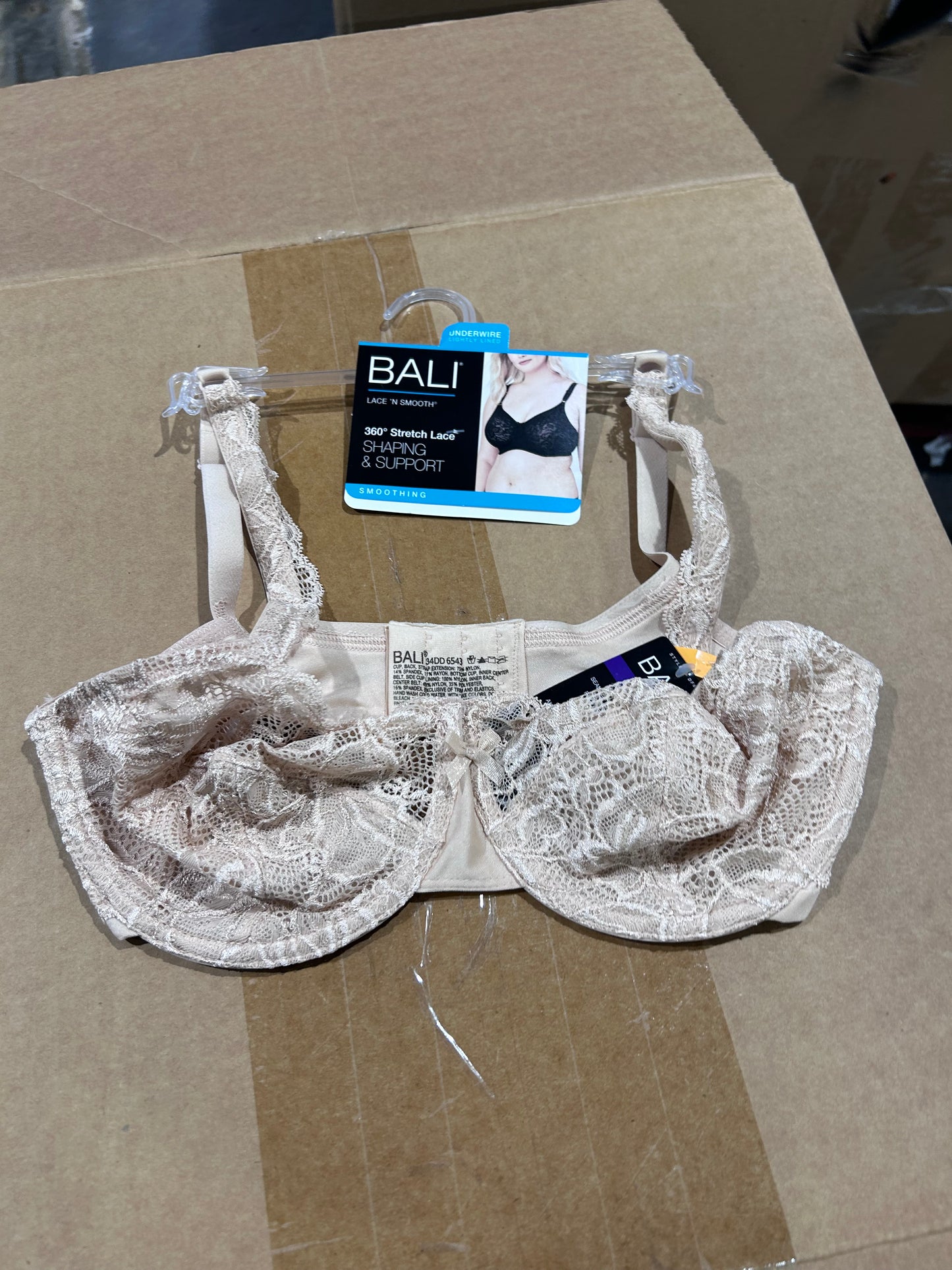 Women's Intimates - 100 Piece