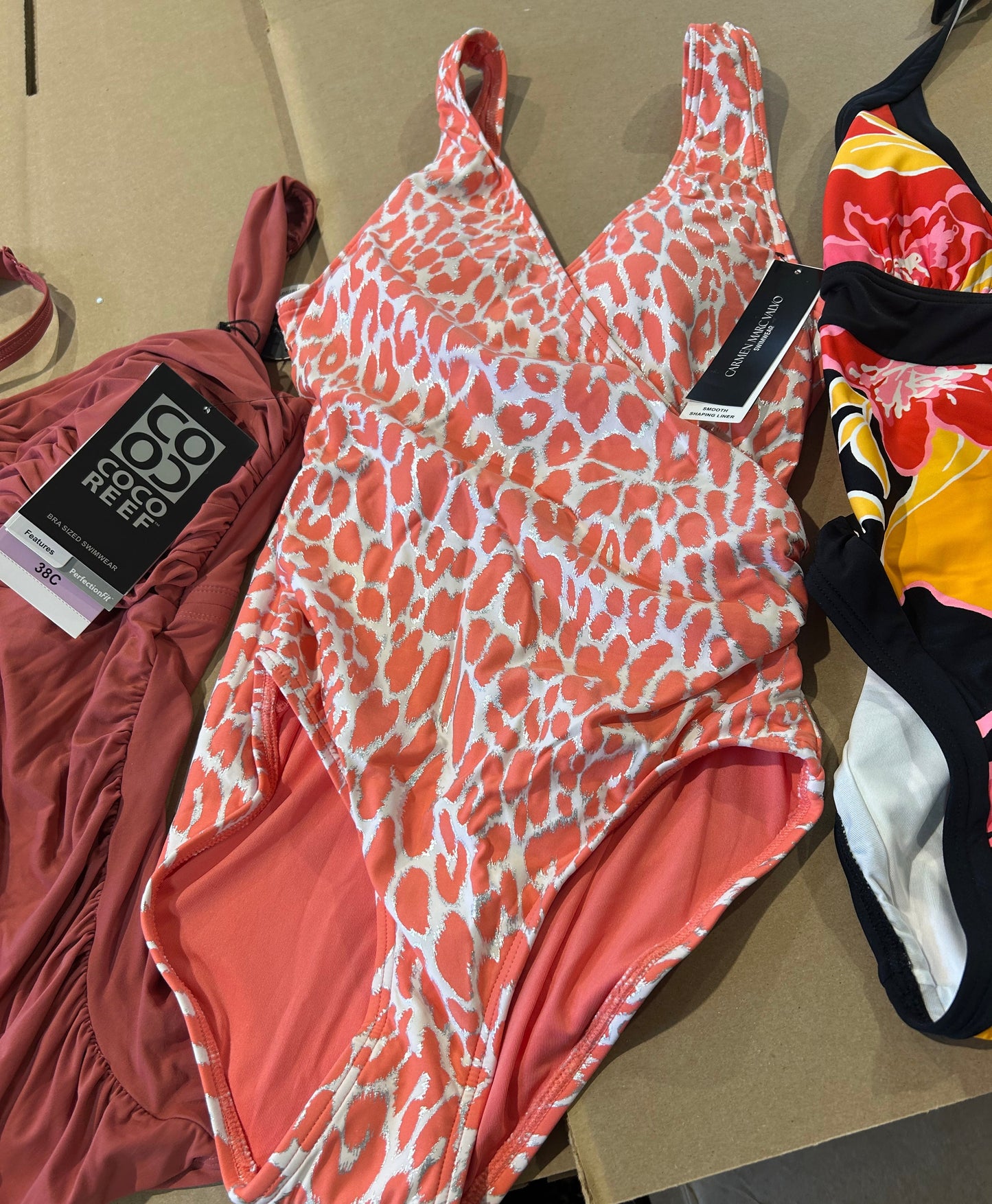 100 Piece Women's Swimwear