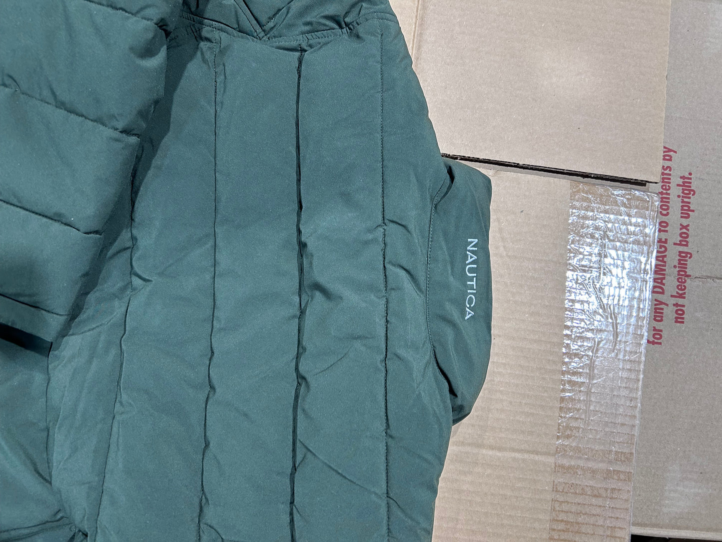 Pallet Lot: Men's Coats & More!