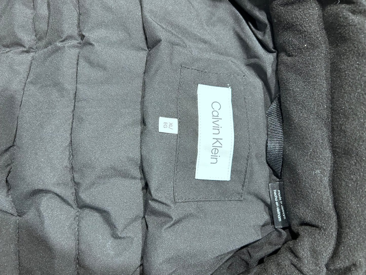 Pallet Lot: Men's Coats & More!