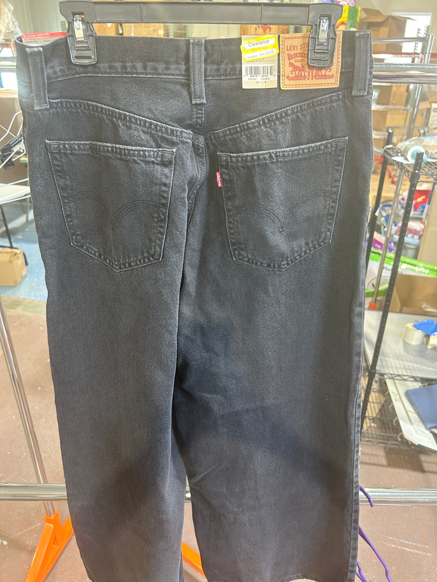 Levi's Jeans Lot - Women 48pc.